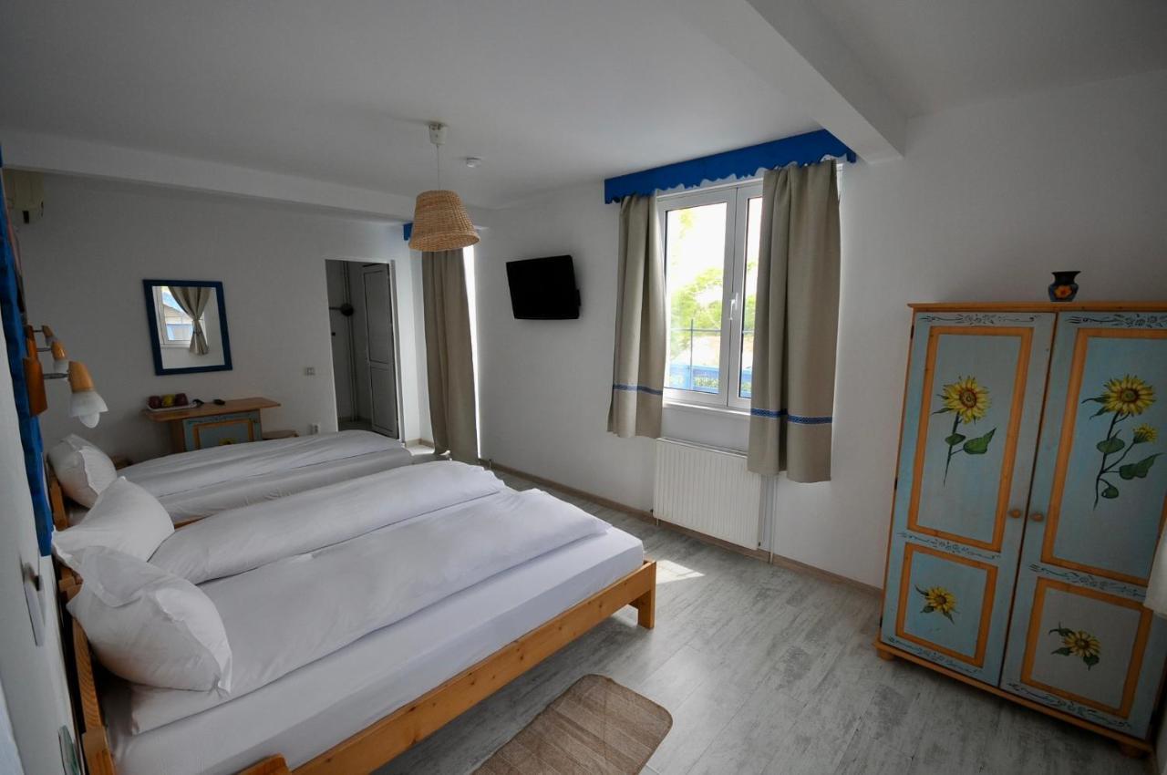 Pension Sharaiman Hotel Dunavăţu de Jos Екстериор снимка